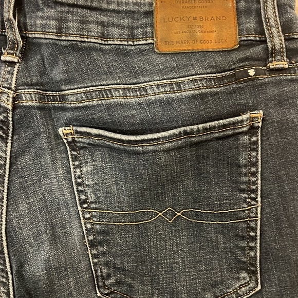 Lucky Brand jeans size 14/32 Sweetboot cut - Picture 2 of 4